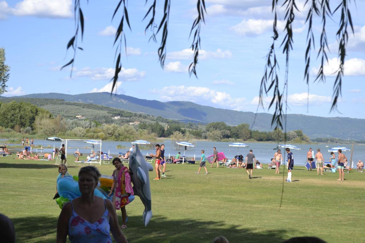 Camping Badiaccia Village Castiglione del Lago Exterior foto