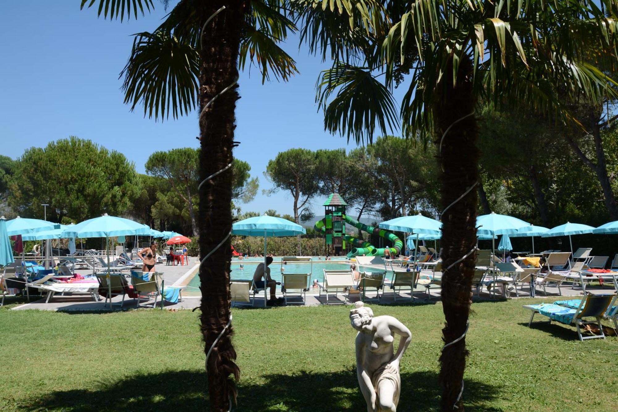 Camping Badiaccia Village Castiglione del Lago Exterior foto